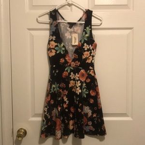 Floral detailed mini dress